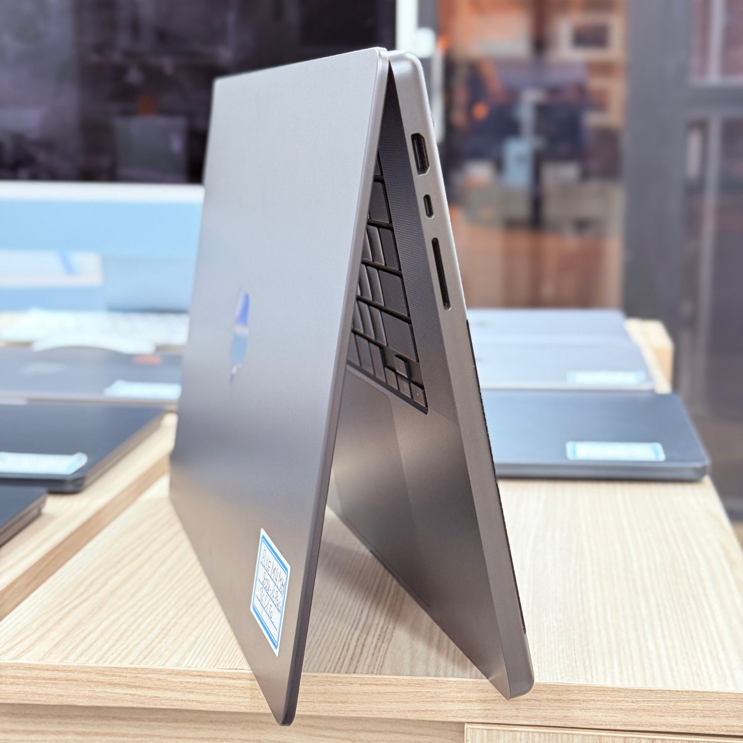 MACBOOK PRO M4 MAX – 16 Pouces(FIN 2024)